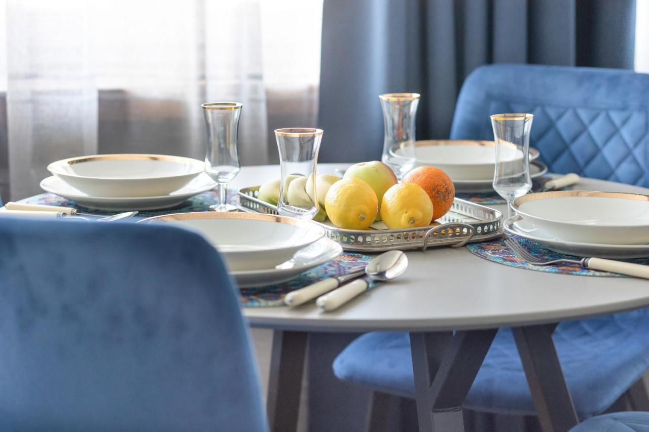Cozy And Comfortable Wola Apartment By Noclegi Renters Varsavia Esterno foto